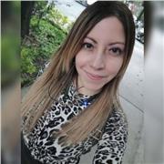 Clases online para niños, 80% prácticas y 20% teoricas, en dónde el niño desarrollará su psicomotricidad en todos los pasos base del Ballet y también aprenderá sobre la Historia de la Danza Clásica, su origen, principales exponentes, obras más famosas, et